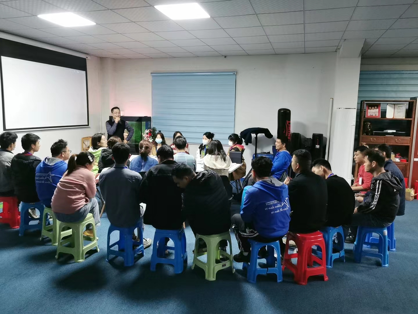 范仕達企業(yè)文化培訓會|成為全球多腔注塑模具領先品牌